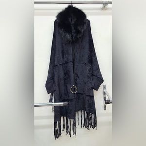 Black cape with real Fox collar